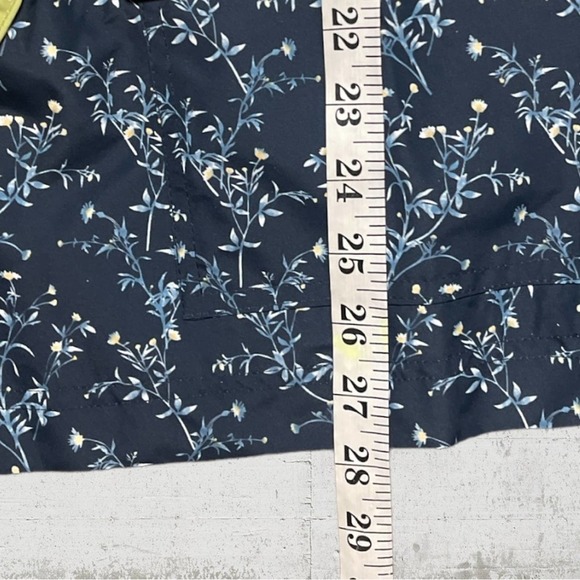 NWT Matilda Jane Rain Jacket Floral Dot - Size Large - Picture 11 of 12